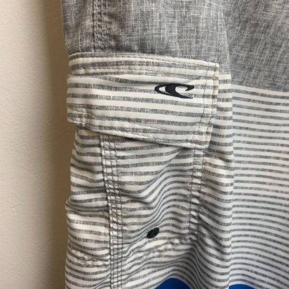 O'Neill Blue, Gray, & White Board Shorts Size 31 - Picture 6 of 7